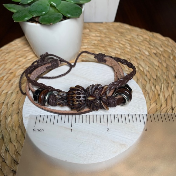 Brown or Black Leather Banded OWL Adjustable Bracelet, Unisex - Picture 10 of 10